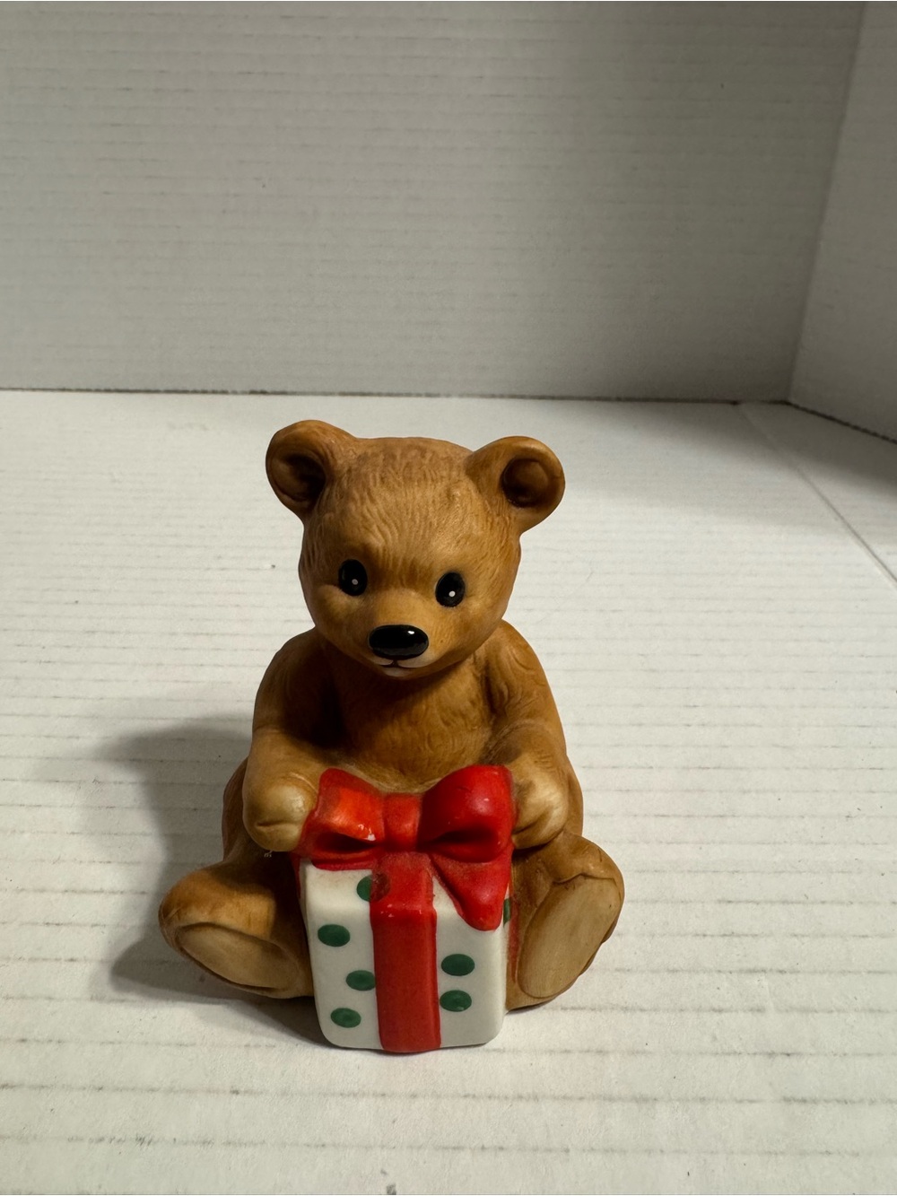 Home Interiors Brown Bear with Red Bow Holiday Figurine